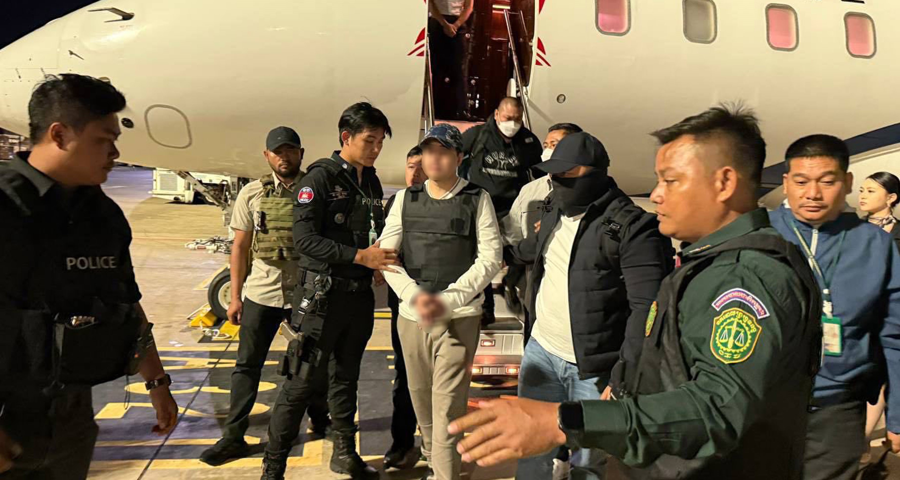 លោក ហេង សិទ្ធី ពេលមកដល់កម្ពុជា