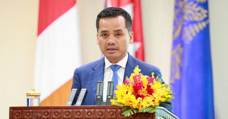 លោក ស សុខា&nbsp;