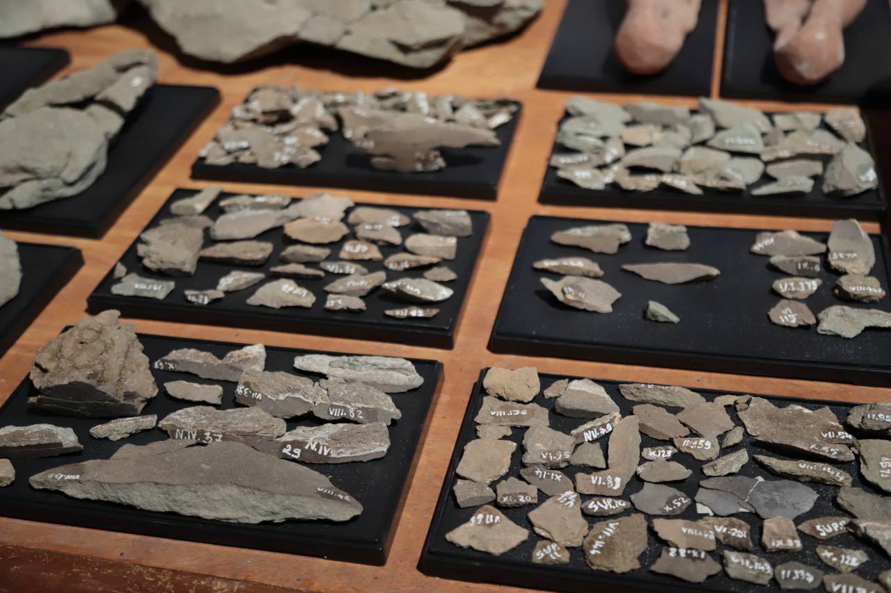 បំណែកបែកបាក់ប្រតិមាព្រះឥសូរ។ រូបភាព៖ ក្រសួងវប្បធម៌