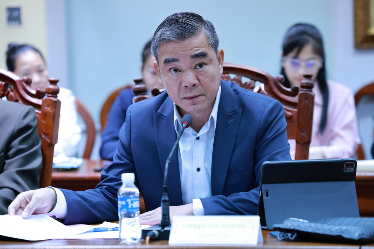 រដ្ឋលេខាធិការក្រសួងព័ត៌មាន លោក ហួត ឃាងវេង។