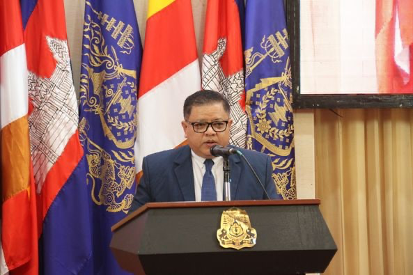ឯកឧត្តម ឡុង ប៉ុណ្ណាស៊ីរីវត្ថ រដ្ឋលេខាធិការ និងជាអ្នកនាំពាក្យក្រសួងវប្បធម៌ និងវិចិត្រសិល្បៈ