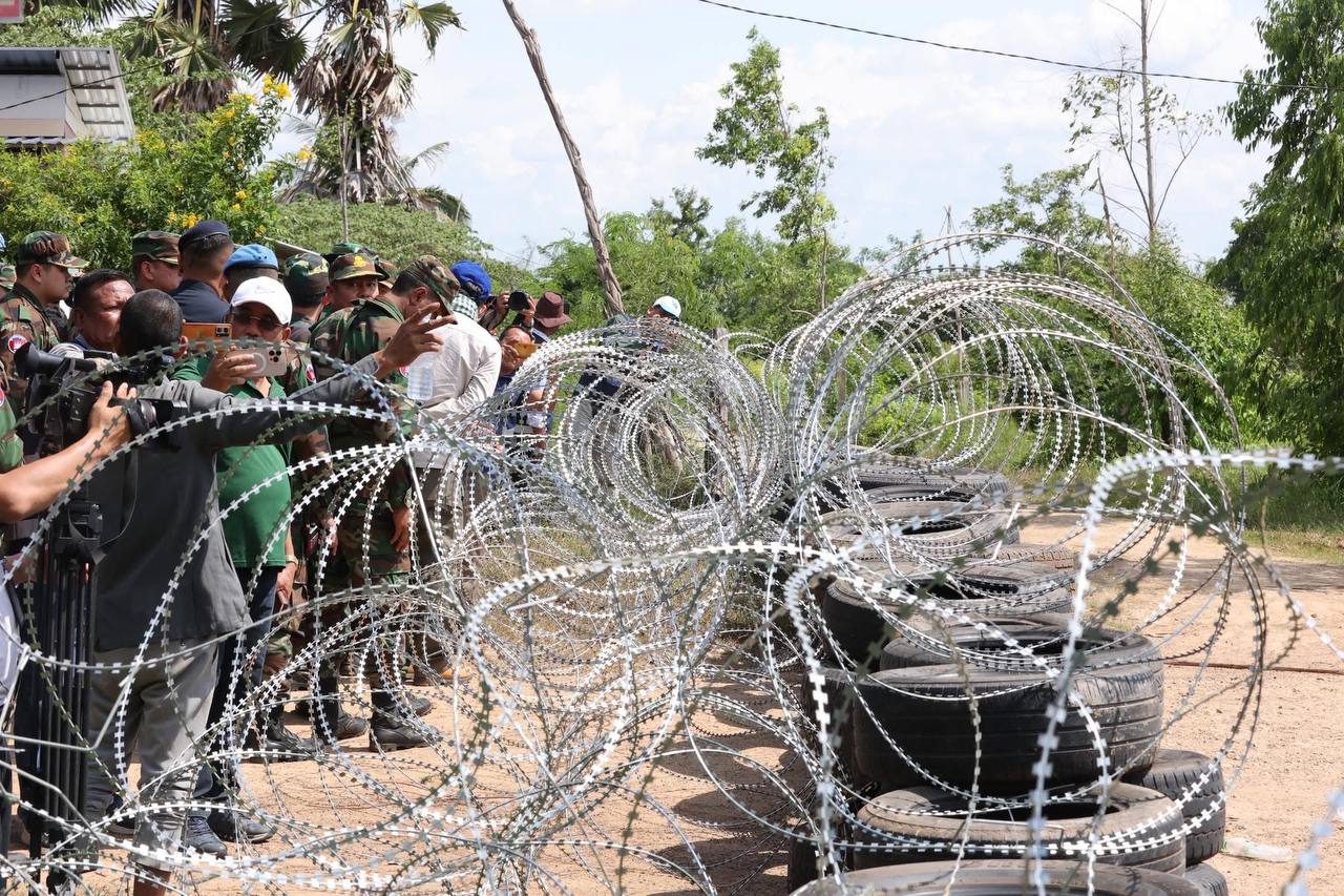 ថៃរាយបន្លាលួសព័ទ្ធយកដីកម្ពុជា