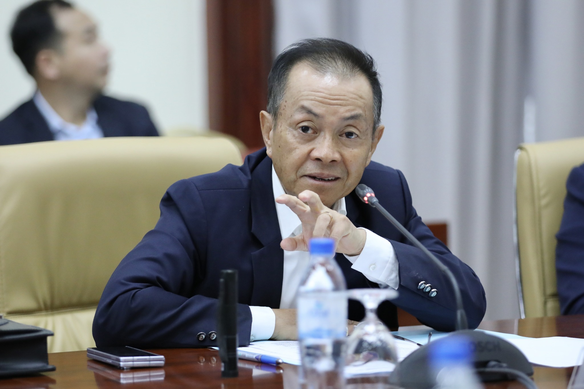 លោក សូរ វ៉ិចទ័រ រដ្ឋលេខាធិការក្រសួងសាធារណការ និងដឹកជញ្ជូន