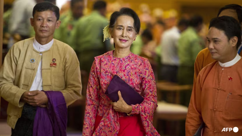 លោកស្រី អ៊ុងសាន ស៊ូជី