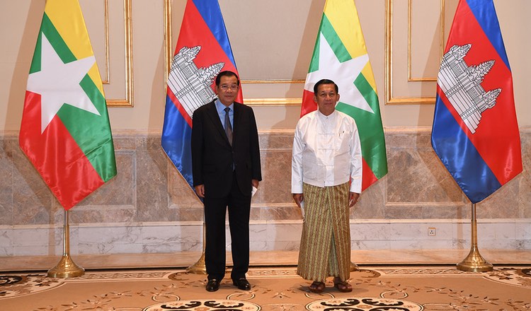 សម្តេចតេជោ ហ៊ុន សែន និងលោក មីន អ៊ុងឡាំង