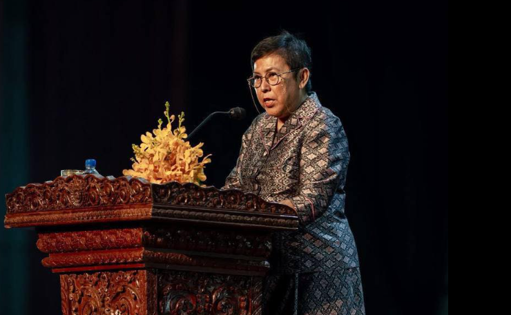 លោកស្រី ភឿង សកុណា រដ្ឋមន្រ្តីក្រសួងវប្បធម៌