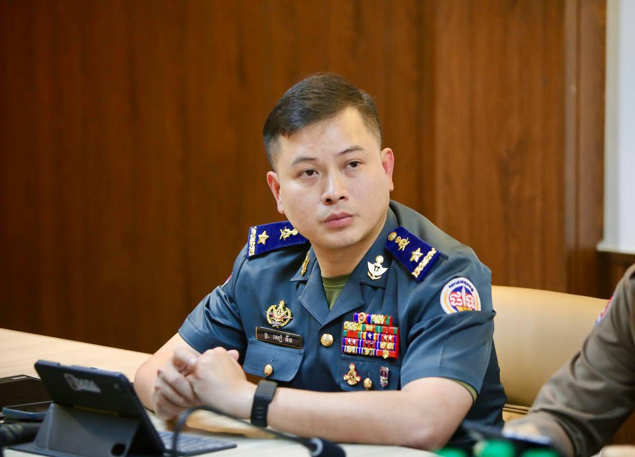 លោកឧត្តមសេនីយ៍ត្រី សៀ ទីន មេបញ្ជាការកងរាជអាវុធហត្ថខេត្តសៀមរាប