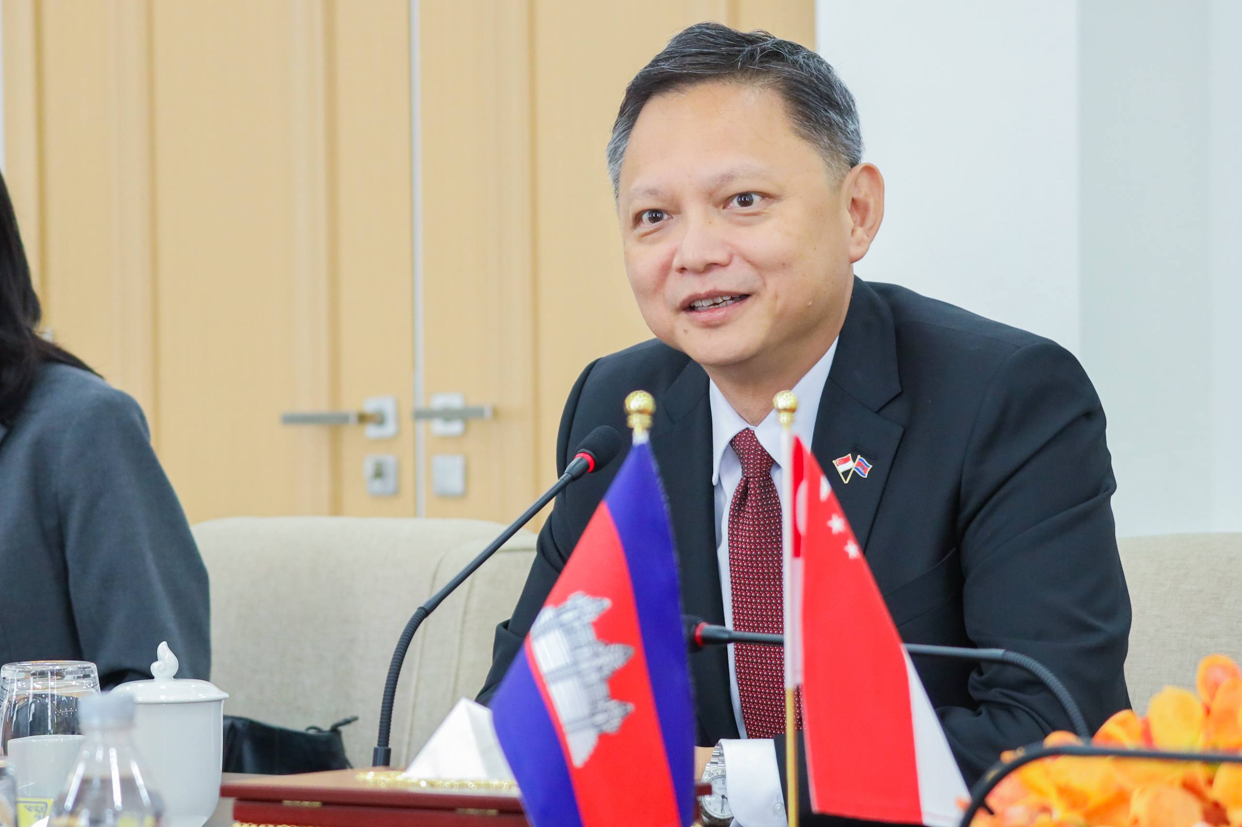 លោក Steven Pang Chee Wee