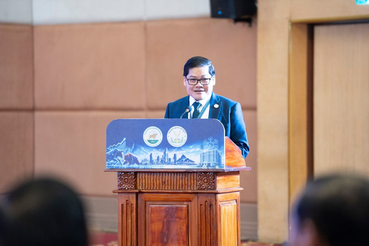 លោក ស៊ូ សុជាតិ&nbsp;ប្រតិភូរាជរដ្ឋាភិបាលទទួលបន្ទុកជាអគ្គនាយកនិយ័តករមូលបត្រកម្ពុជា&nbsp;&nbsp;