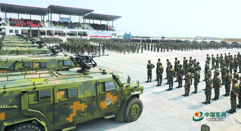 សព្វាវុធ និងកងទ័ពចិន