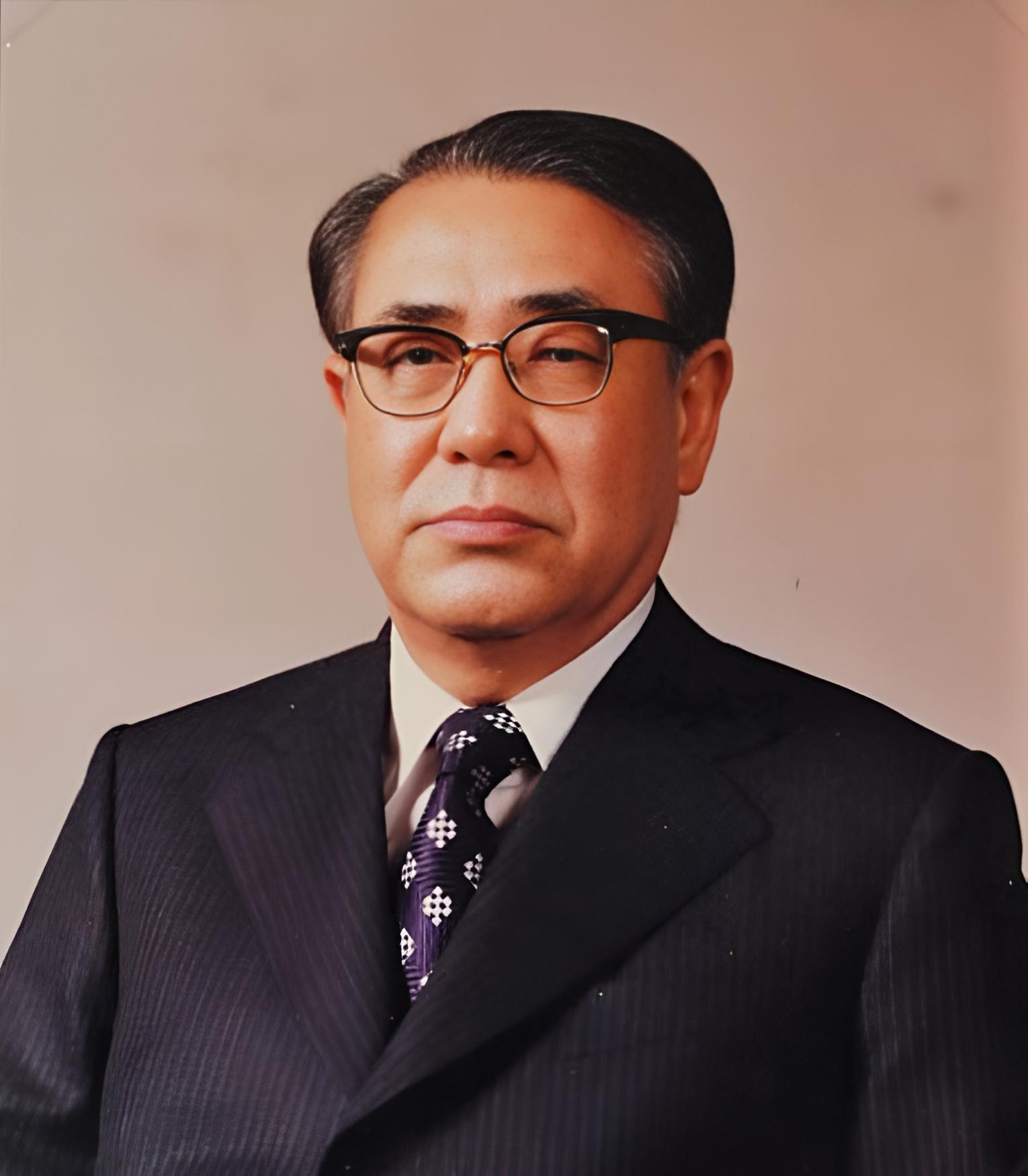 លោក ឆយ យូហា (Choi Kyu-hah)