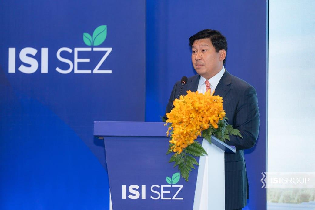 លោកឧបនាយករដ្ឋមន្ត្រី សាយ សំអាល់ រដ្ឋមន្ត្រីក្រសួងរៀបចំដែនដីនគរូបនីយកម្ម និងសំណង់