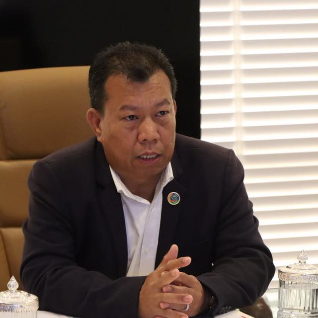 អ្នកនាំពាក្យក្រសួងបរិស្ថាន លោក ខ្វៃ អាទិត្យា&nbsp;