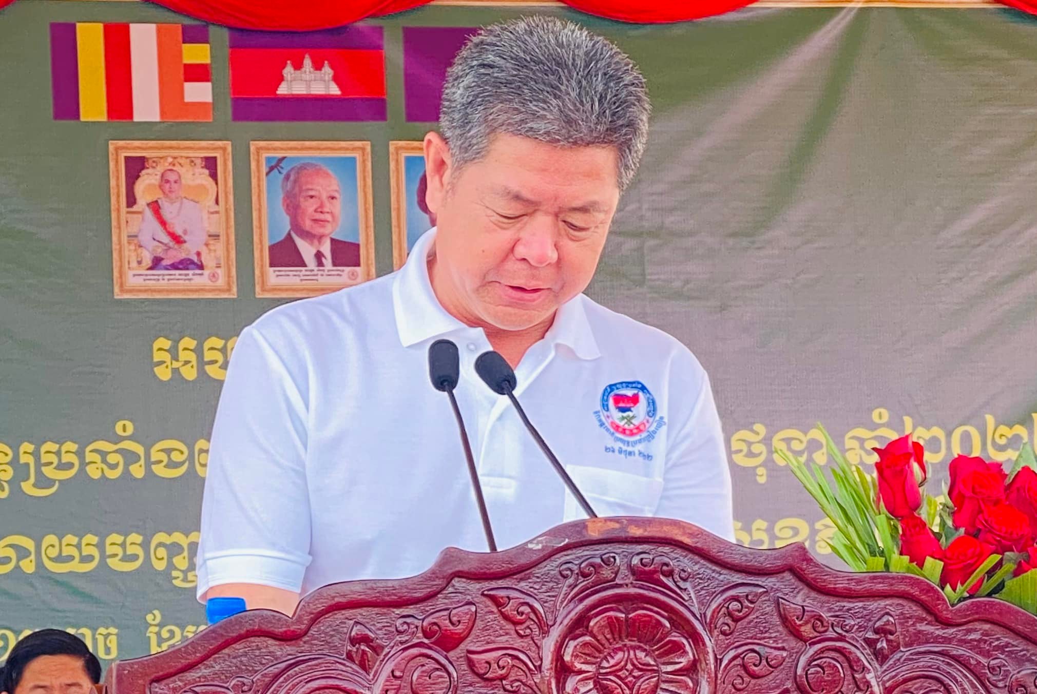 ឯកឧត្តម​ គួច​ ចំរើន អភិបាលខេត្តព្រះសីហនុ​<br>