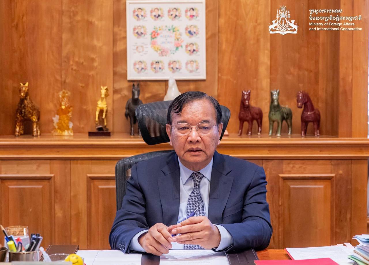 លោកឧបនាយករដ្ឋមន្រ្តី ប្រាក់ សុខុន រដ្ឋមន្រ្តីក្រសួងការបរទេសកម្ពុជា