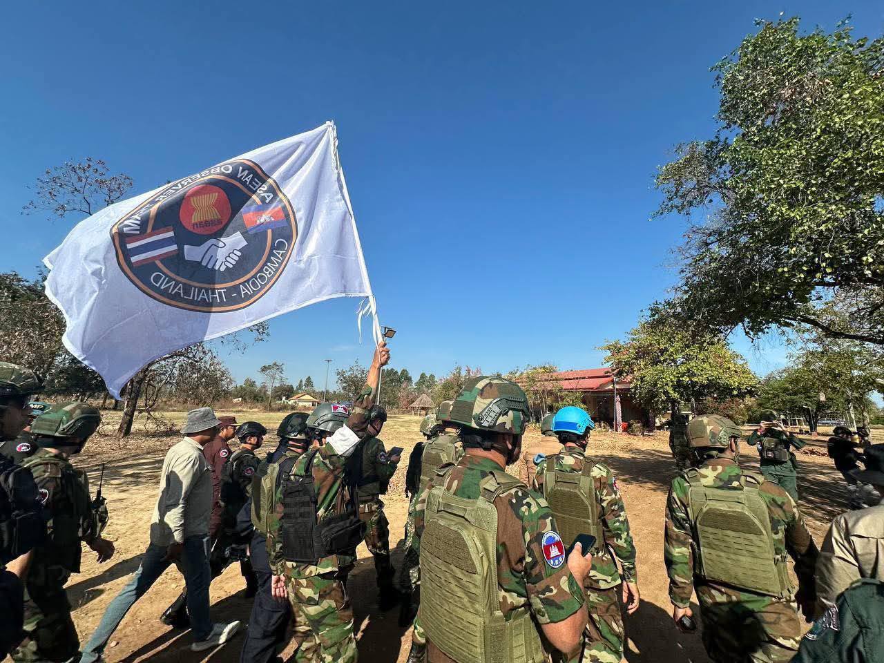 សកម្មភាពក្រសួងការពារជាតិកម្ពុជា ជូនក្រុមអ្នកសង្កេតការណ៍អាស៊ាន(AOT)ចុះពិនិត្យ។