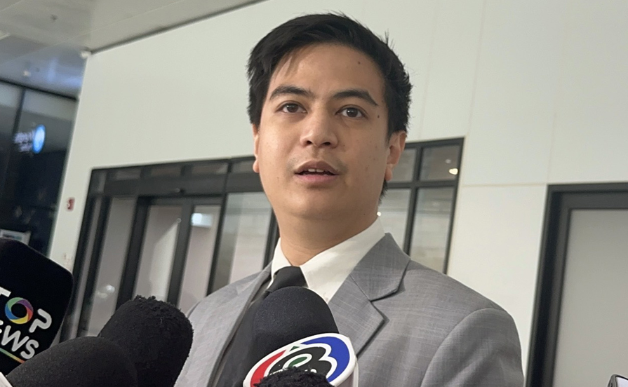 លោក ផារិត វ៉ាឆារ៉ាស៊ិនទូ