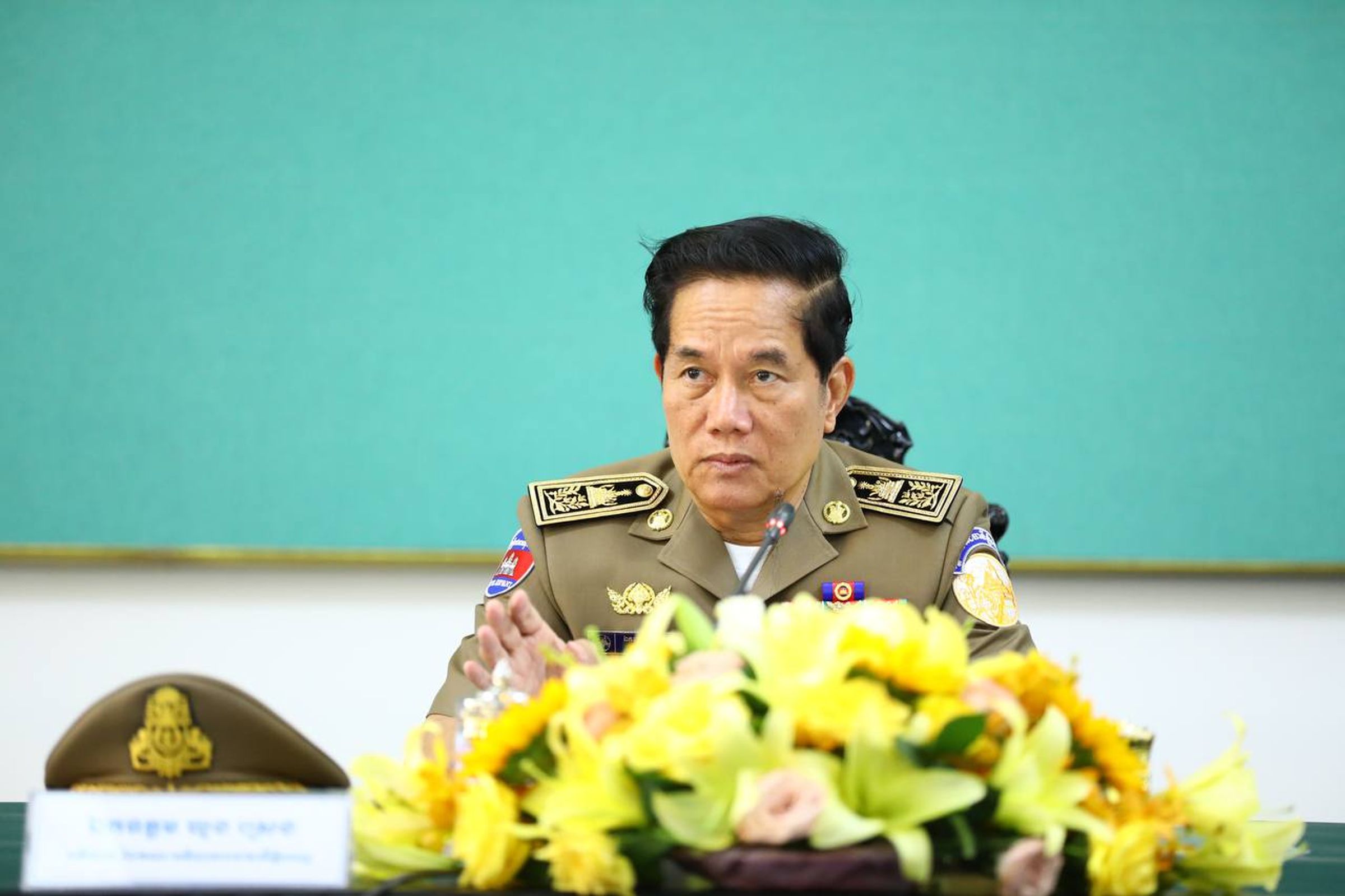 លោក ឃួង ស្រេង អភិបាលរាជធានីភ្នំពេញ