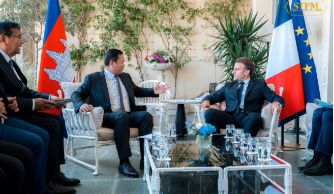 សម្តេចធិបតី ហ៊ុន ម៉ាណែត និងលោក ម៉ាក្រុង