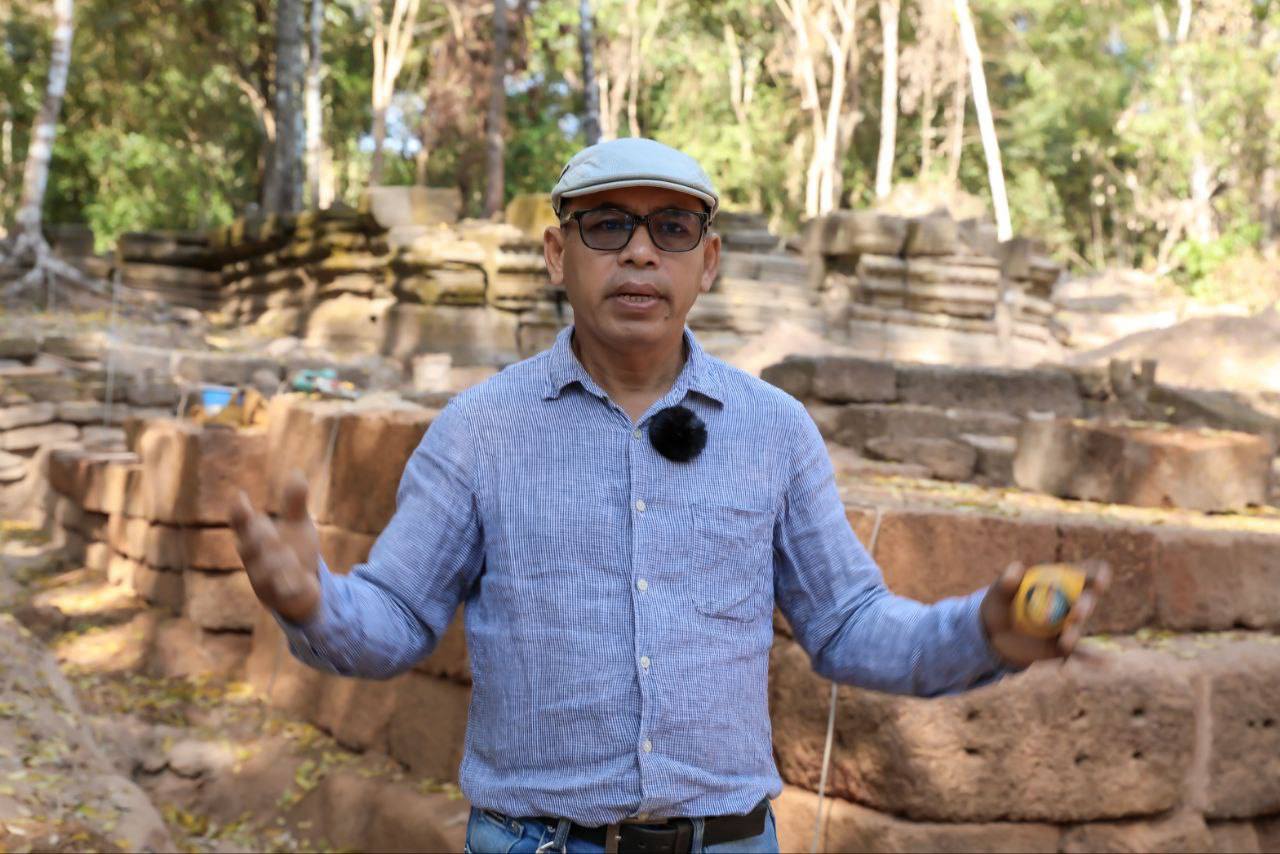 លោក អន សុភាព បុរាណវិទូនៃអាជ្ញាធរជាតិអប្សរា