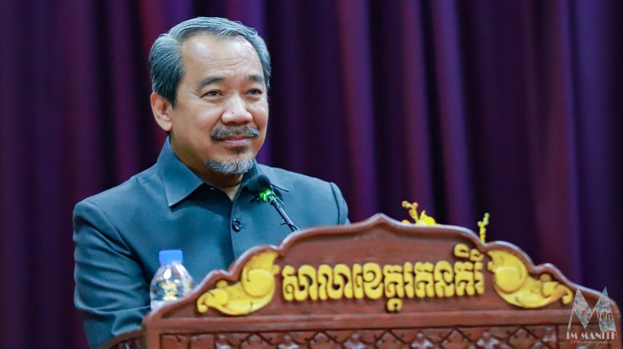 ប្រធានគណៈកម្មាធិការសិទ្ធិមនុស្សកម្ពុជា លោកទេសរដ្ឋមន្រ្តី កែវ រ៉េមី&nbsp;