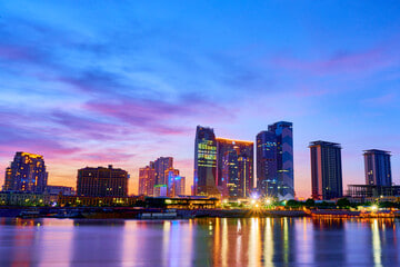 រាជធានីភ្នំពេញពេលរាត្រី