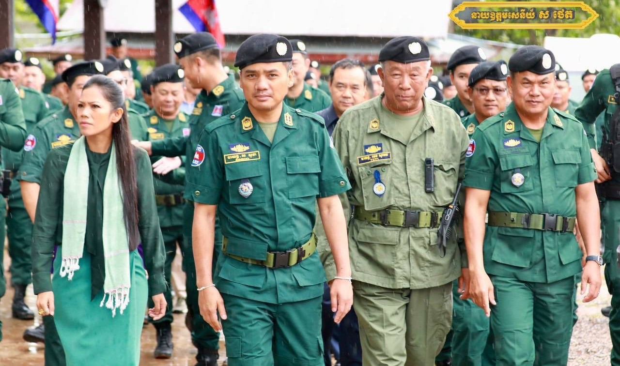 លោកស្រី កែ សួនសុភី លោក ស សុខា លោក ខេង សុមេត និងលោក ស ថេត