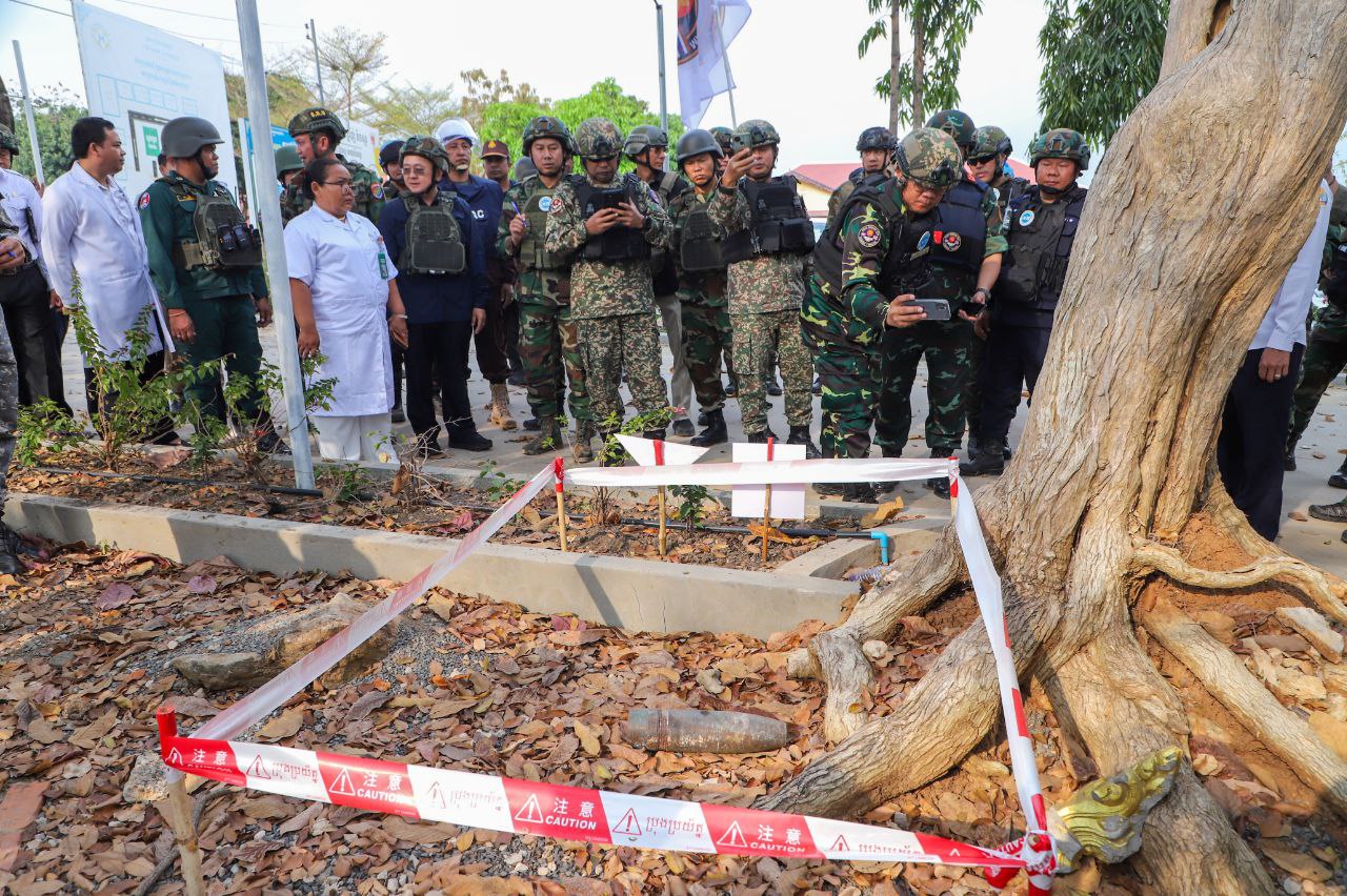 សកម្មភាពក្រសួងការពារជាតិកម្ពុជា ជូនក្រុមអ្នកសង្កេតការណ៍អាស៊ាន(AOT)ចុះពិនិត្យ។