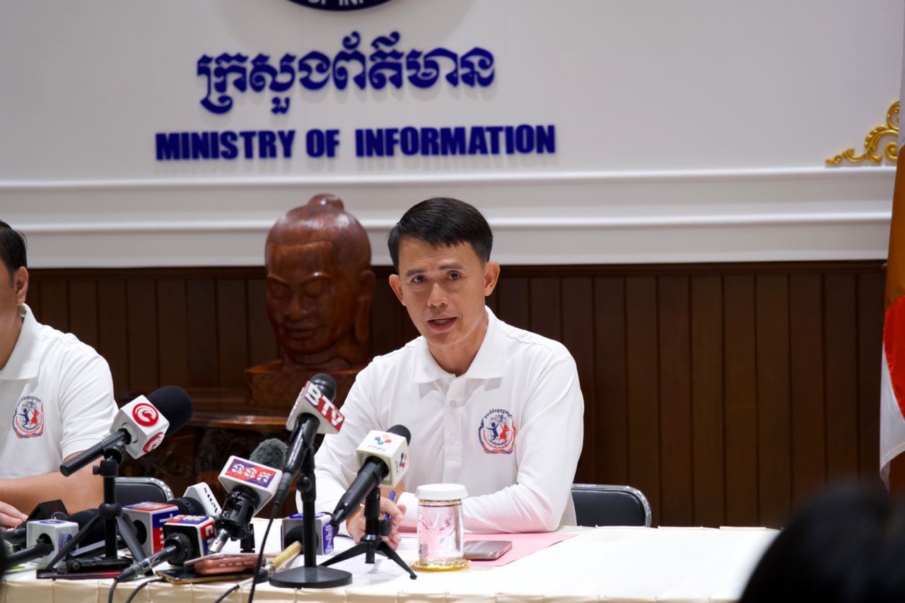 លោក ឃាន តួក អគ្គលេខាធិការរងក្រុមប្រឹក្សាជាតិគាំពារសង្គម និងជាប្រធានផ្នែកទំនាក់ទំនងសាធារណៈនៃមូលនិធិគន្ធបុប្ផាកម្ពុជា