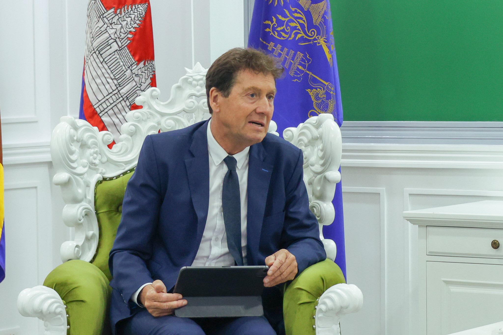 លោក&nbsp;Christope Crépin&nbsp;ប្រធានគ្រប់គ្រងប្រចាំតំបន់អាស៊ីបូព៌ា និងជាអនុប្រធានប្រចាំតំបន់ប៉ាស៊ីហ្វិករបស់ធនាគារពិភពលោក&nbsp; &nbsp;