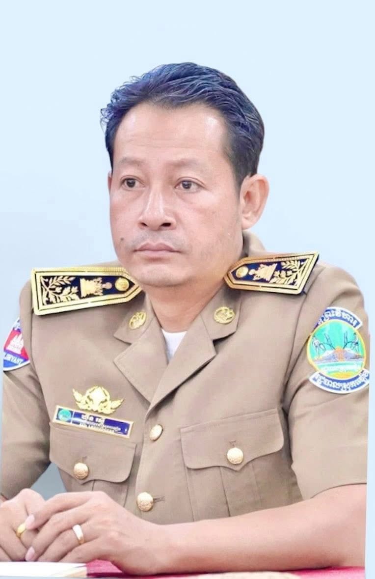 លោក ឃីន រស្មីអភិបាលស្រុកត្បែងមានជ័យ&nbsp;&nbsp;