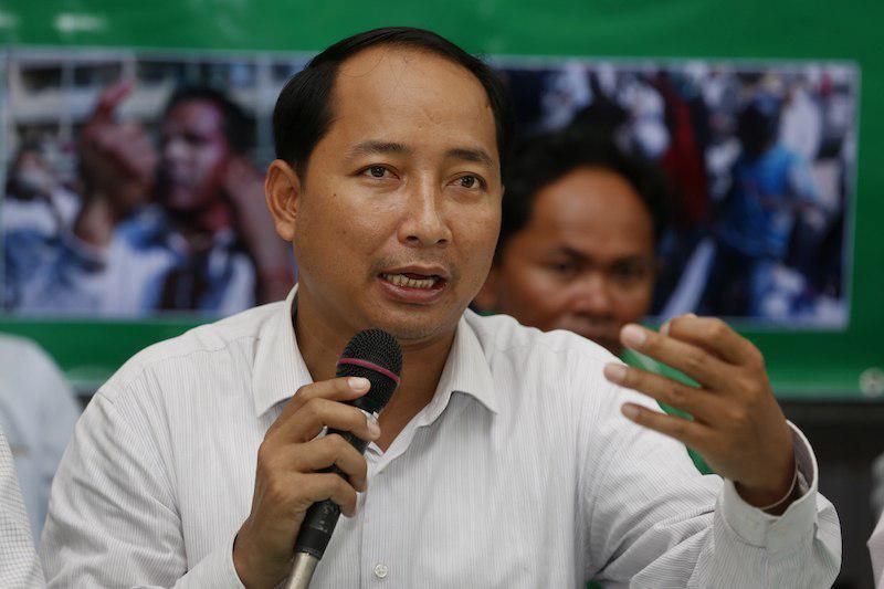 លោក អាត់ ធន់&nbsp;អនុប្រធាន​សម្ព័ន្ធសហជីពប្រជាធិបតេយ្យកម្មករកាត់ដេរកម្ពុជា​(ស៊ីខៅឌូ) 