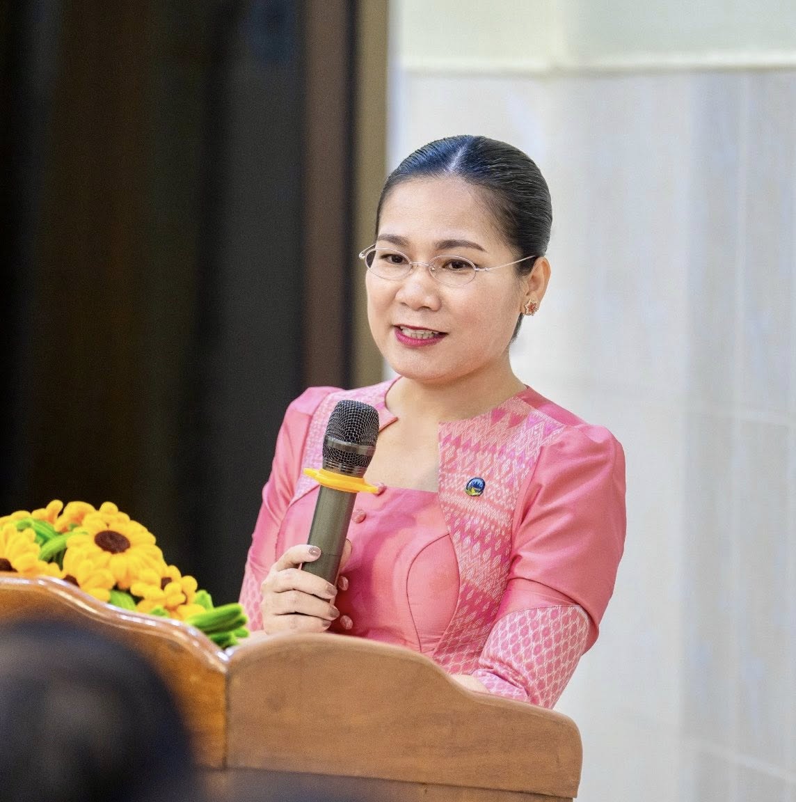 លោកស្រី ហ៊ុន ដានី&nbsp;អ្នកនាំពាក្យក្រសួងទេសចរណ៍