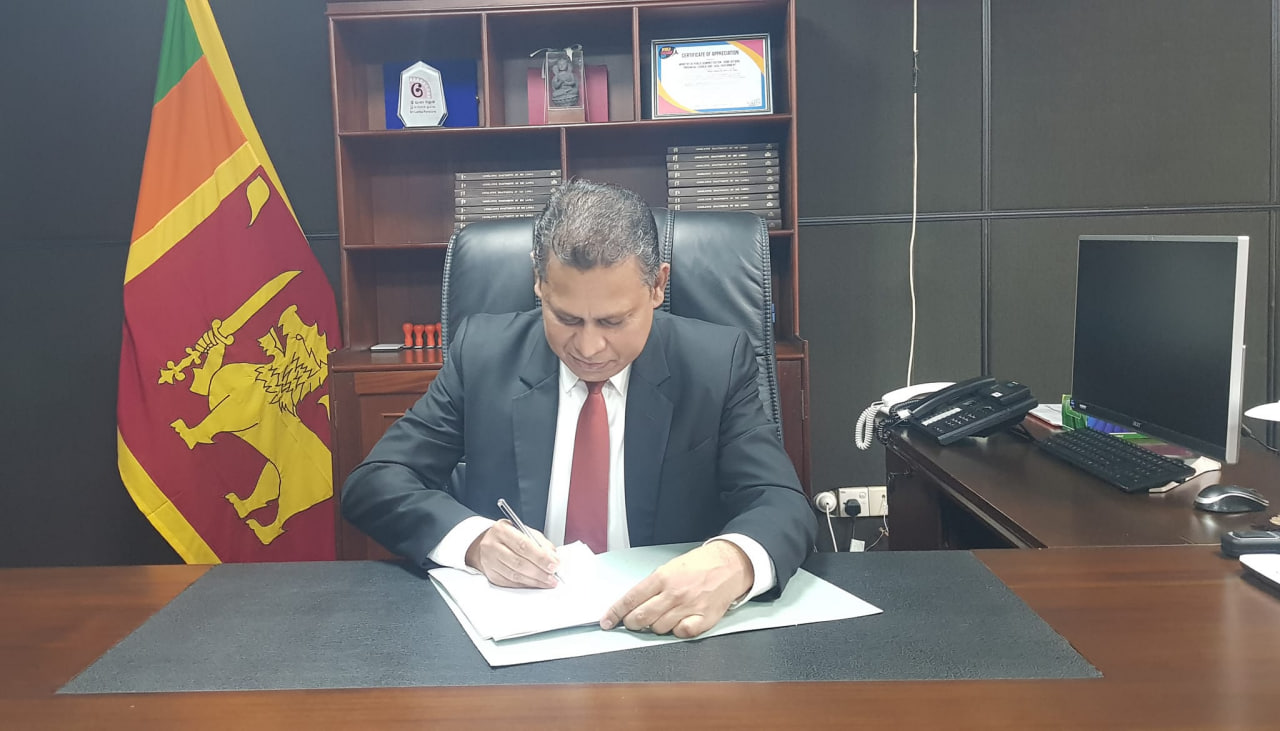 លោក អាឡូកា បានដារ៉ា