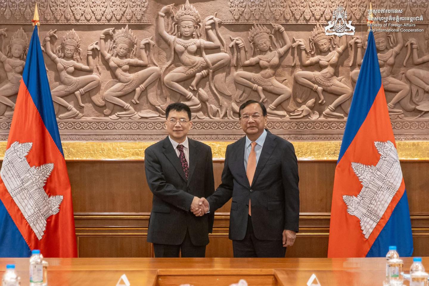 ប្រេសិតពិសេសចិនមកភ្នំពេញ ដើម្បីពិភាក្សាអំពី ការបន្ធូរបន្ថយកំដៅជម្លោះកម្ពុជា-ថៃ