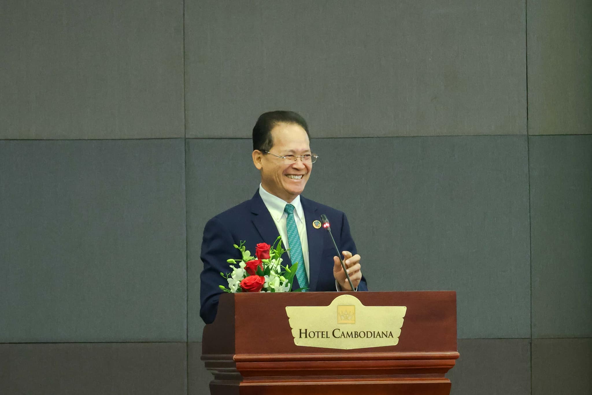 លោក អ៊ាង សុផល្លែត រដ្ឋមន្ត្រីក្រសួងបរិស្ថាន 