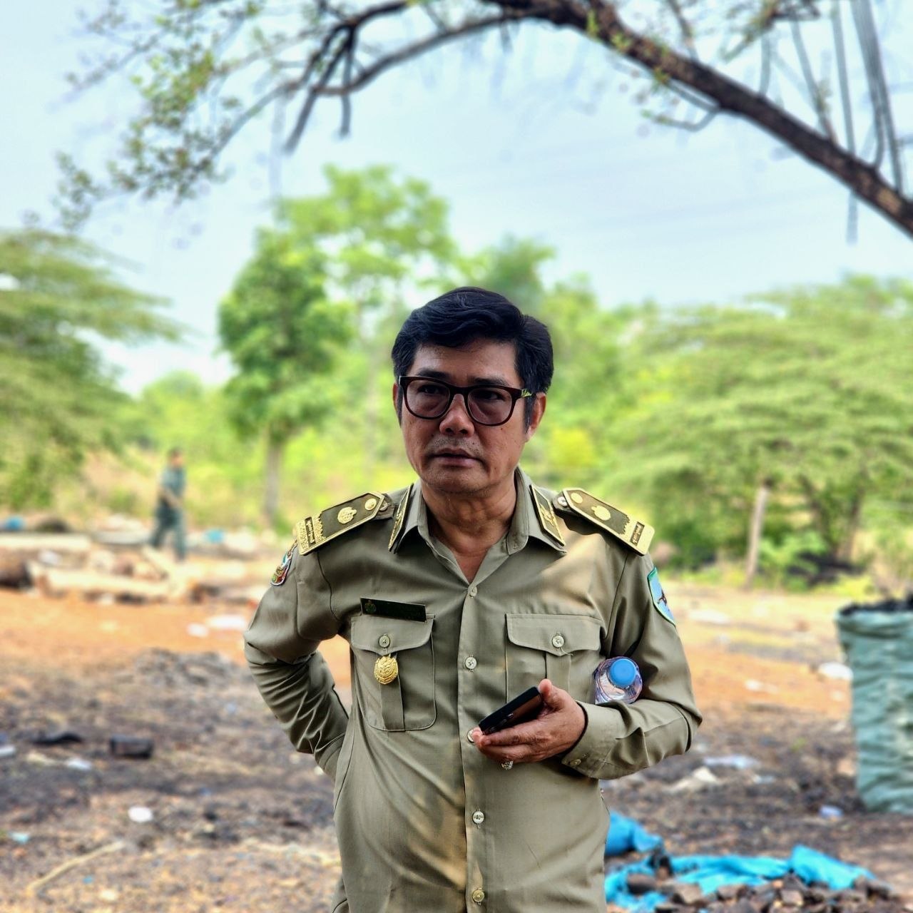 លោក ទ្រី ម៉េងលាង នាយផ្នែករដ្ឋបាលព្រៃឈើ