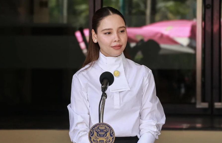 លោកស្រី សាប៊ីដា