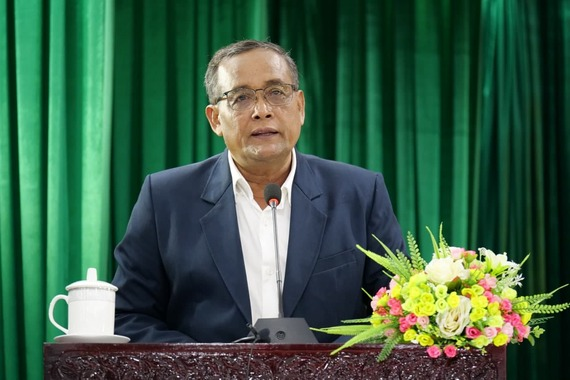 លោកបណ្ឌិត មាស នី អ្នកវិភាគព្រឹត្តិការណ៍សង្គម