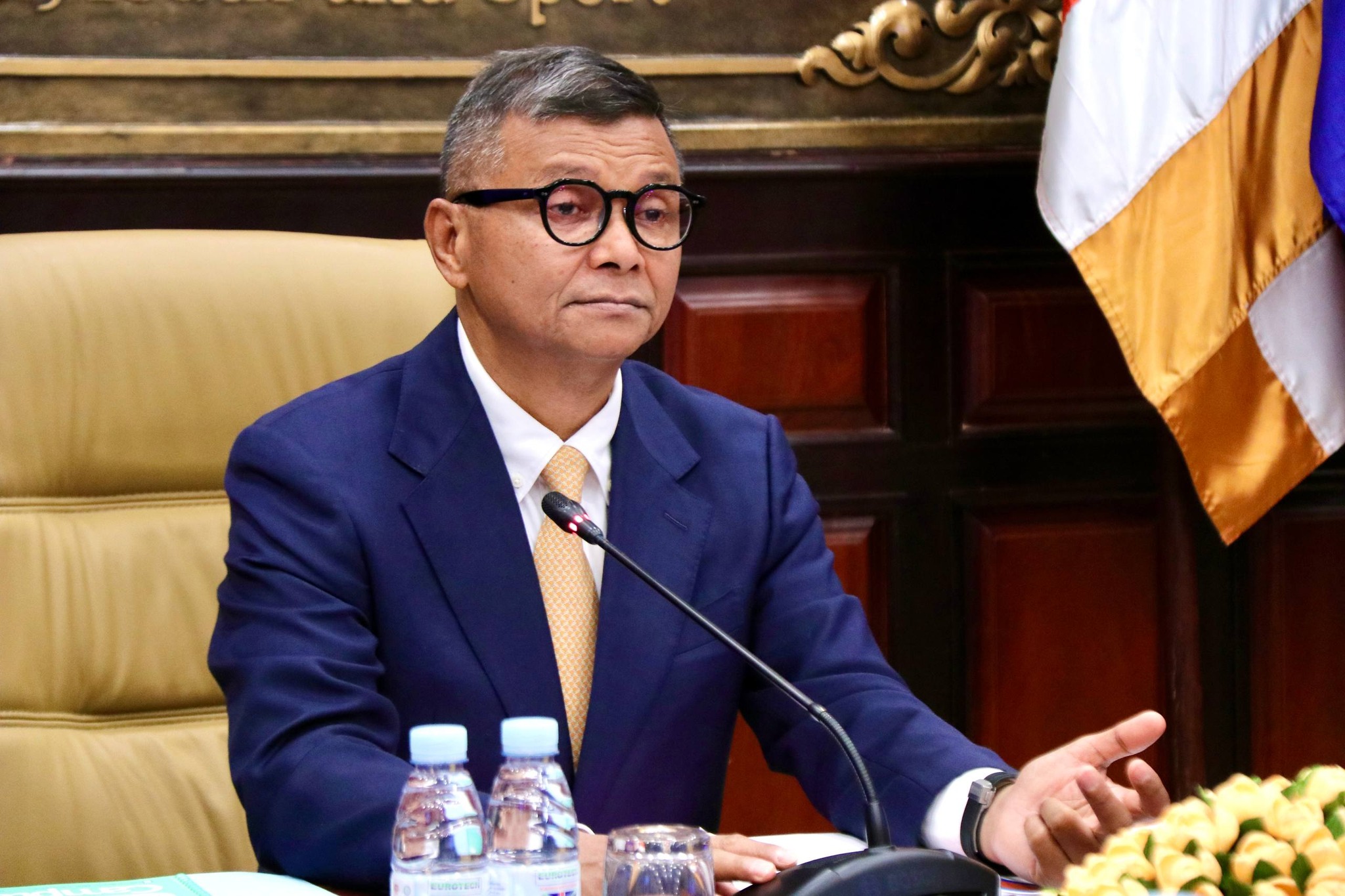 លោកឧបនាយករដ្ឋមន្ត្រី ហង់ ជួនណារ៉ុន រដ្ឋមន្រ្តីក្រសួងអប់រំ យុវជន និងកីឡា